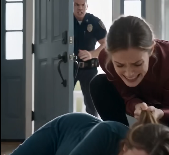 She Dragged a Pregnant Woman for Money—Then Her Cruel Lie Collapsed. 😡